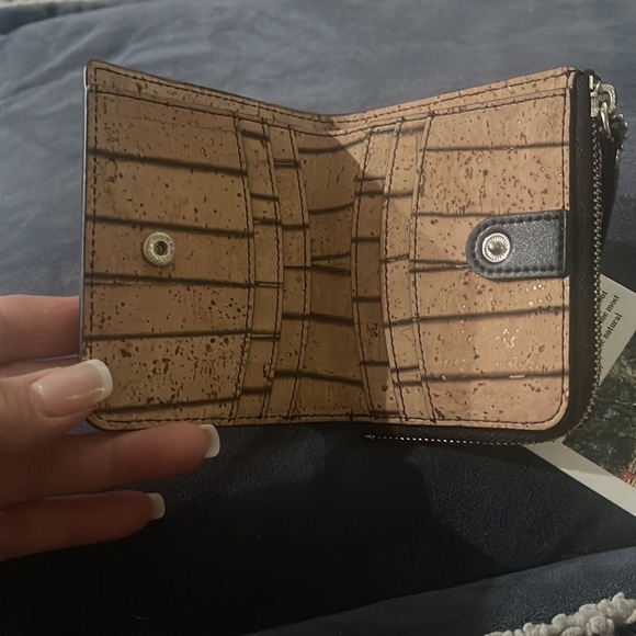 Queork Mini Cork Wallet - Picture 2 of 4